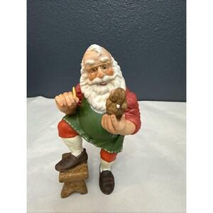 1986 Hallmark Santa Claus Figurine – Limited Edition 24,700